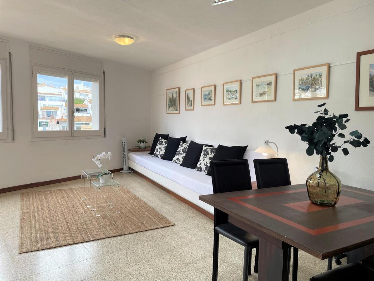 Des Puig - Apartment With Sea Views Кадакес Екстер'єр фото